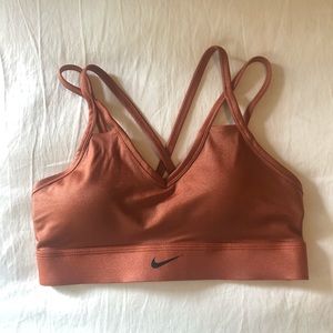 NEW Nike women’s sports bra
